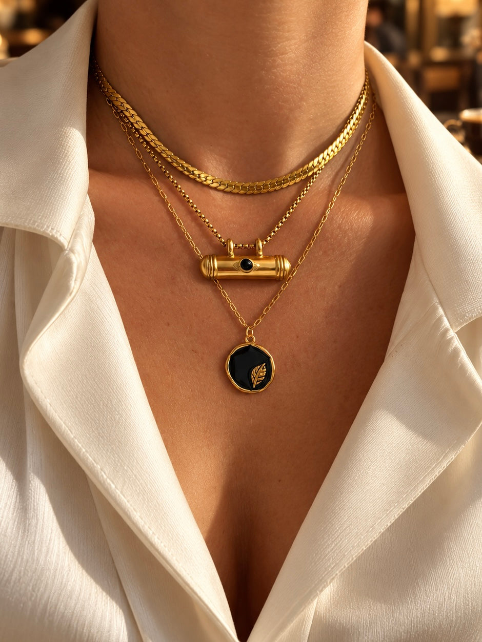 Chunky Bar & Black Necklace
