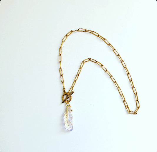 Aura Feather Lariat