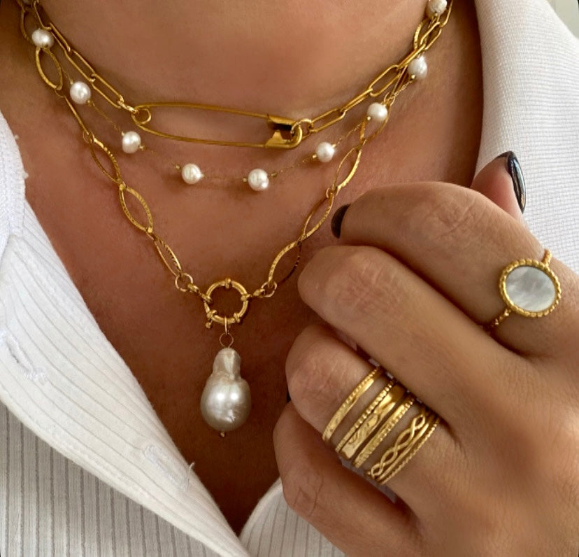 Perla Barroca Necklace