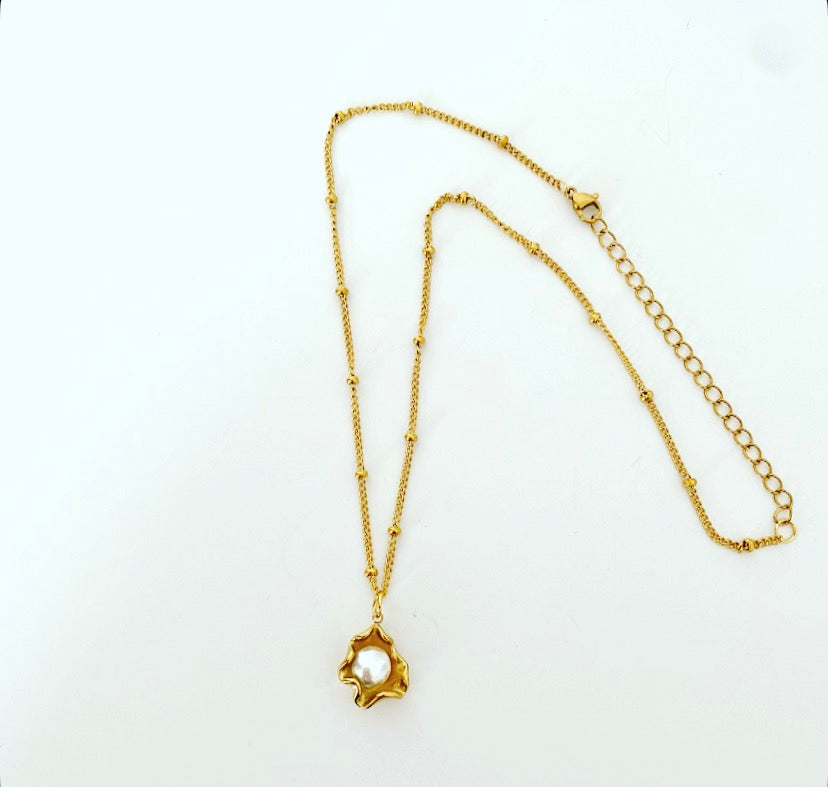 Sweetie Pearl Necklace