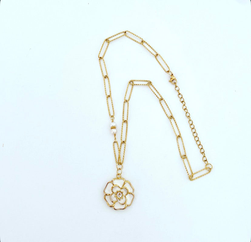 D’ Rose Necklace