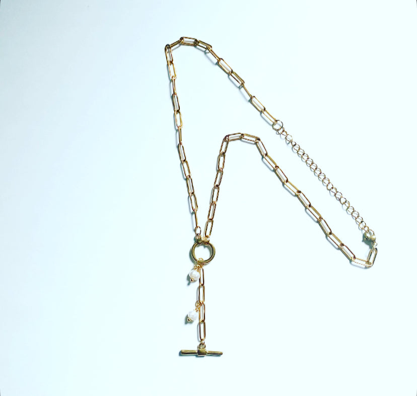 Classic & Basic Sweet Pearl Lariat