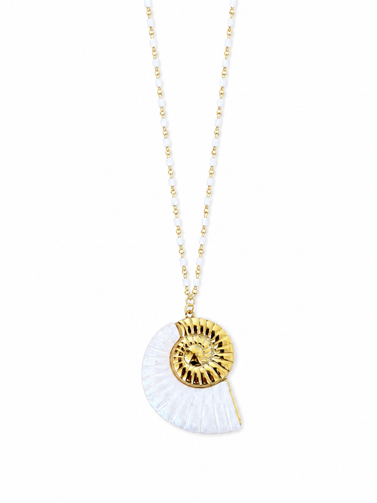 Glam Nautilus Necklace