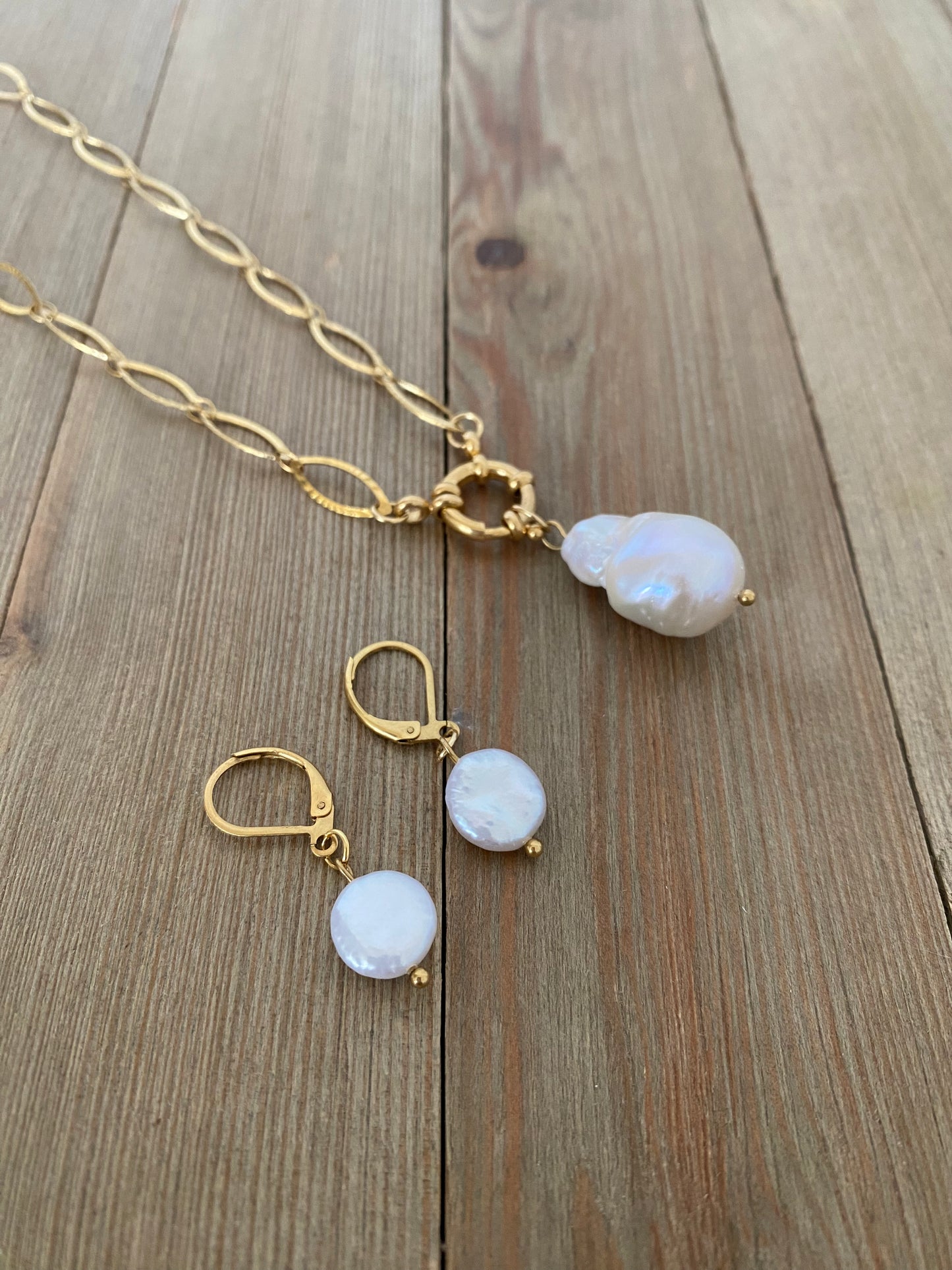 Perla Bartoca Earrings